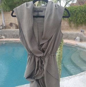 BCBG dress sleevless xs army green color